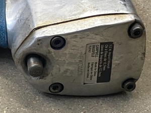 lot 14 image: Campbell Hausfeld 12 Pneumatic Impact Wrench