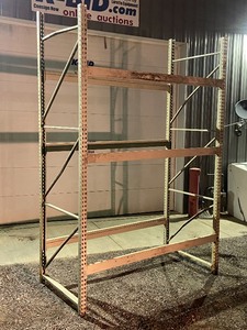lot 7 image: Pallet Racking Lot