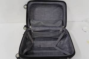 lot 651 image: Ricardo Beverly Hills Expandable 22 in Spinner Luggage - Gray