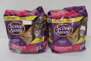 lot 680 image: Scoop Away Complete Performance Cat Litter - Clumping, Low Dust - 2   42lb Bags