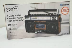 Radio cassette Bluetooth player