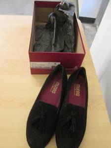 Munro American Black Suede Womans ...
