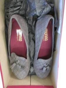 Munro American Grey Suede Womans S...