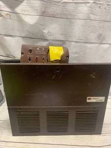 Parallax 6300 Q Power Connector Unit for RV�