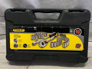 Stanley SAE & Metric Socket Set�
