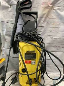 Karcher K3 Pressure Washer�