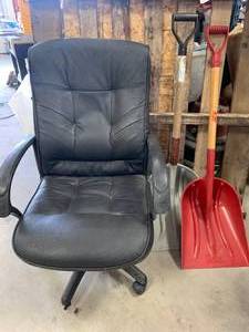 Office Chair & Two Scoop Shovels�