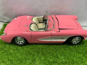 lot 7 image: 1957 Italian Made Corvette