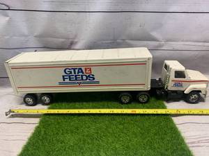 lot 63 image: Rare Ertl GTA Seeds Semi Truck