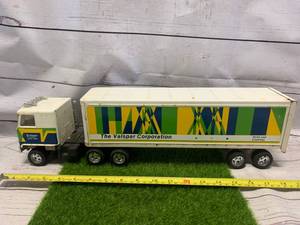 lot 90 image: Vintage Ertl Valspar Paint Semi Truck Sold $63 Ebay