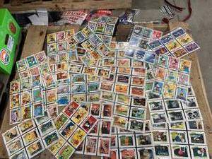 lot 121 image: Huge Lot of Disney Cards