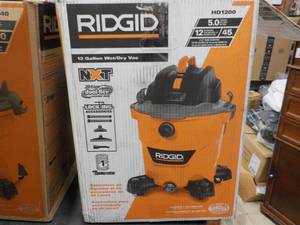 Rigid 5 hp 12 Gallon WetDry Vac p...