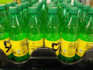 Case of 24 Bottles Mello Yellow ne...