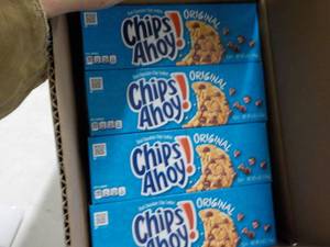Case of 12 - 6 oz Ctns Chips Ahoy C...