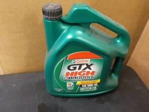 1 Gallon Castrol GTX High Milage SA...