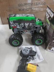 RC moster truck untested as is ...