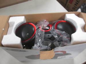 jensen portable stereo powers on ...