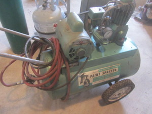 lot 406 image: Craftsman Air Compressor