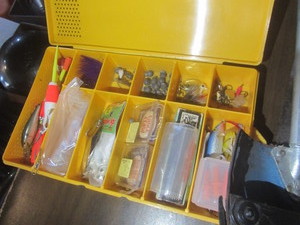 lot 475 image: Fishing Package