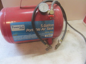 lot 516 image: Port Air Compressor