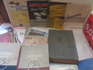 lot 524 image: Vintage Books