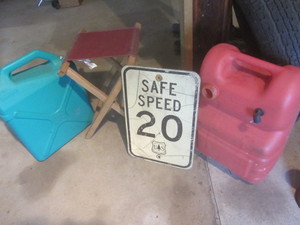 lot 527 image: Sign, Stool, Water & Fuel