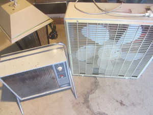 lot 545 image: Fan, Heater, Zapper