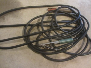 lot 552 image: Welding Cables