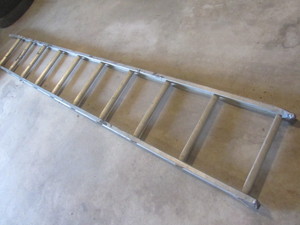 lot 583 image: Ladder Section