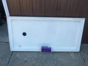 Dreamline shower base. 60 x 30. Appears new. As shown.