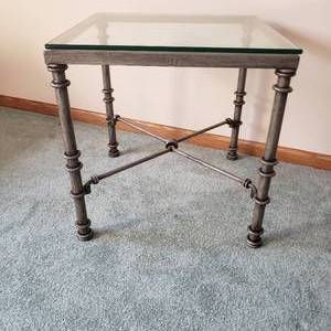 lot 30 image: Modern Contemporary Knotted Side Table