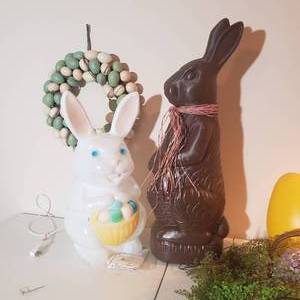 lot 43 image: Blow Mold Easter Collection