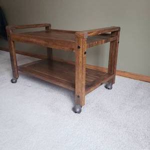 lot 75 image: Retro Rolling Entertainment Cart