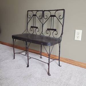 lot 83 image: Black Iron Childs Bench Loveseat
