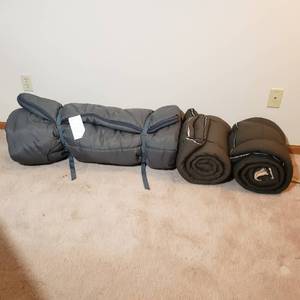 lot 174 image: Cozy Camper Sleeping Bag Bundle