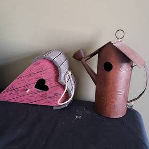 lot 171 image: Playful Dcor Birdhouse Group