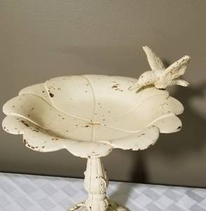 lot 98 image: Petite Ivory Iron Birdbath w Bird  10 Tall