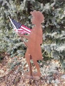 lot 8 image: Amazing Metal Girl Yard Art