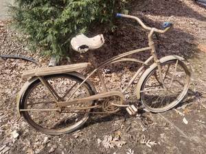 lot 226 image: Fun Vintage Bike