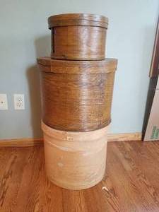 lot 127 image: Vintage Wood Cheese Wheel Boxes