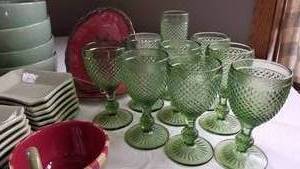 lot 220 image: Celanese Green China Service  45 pieces