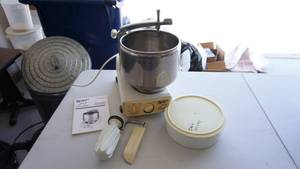 lot 43 image: Magic Mill DLX Assistant