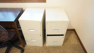 lot 69 image: 2 Tan Metal Filing Cabinets