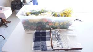 lot 85 image: ThrowBlanket & Container of Artificial Flowers