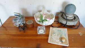 lot 120 image: Home Decor