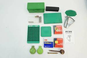 lot 31 image: Primers, priming, loader dock