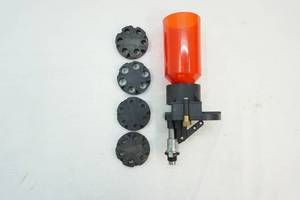 lot 32 image: Lee powder measure kit
