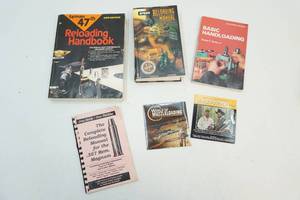 lot 54 image: Hand books, muzzle loader, black powder info