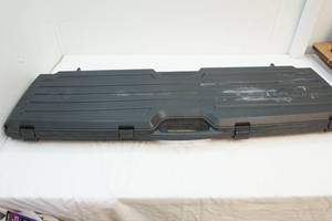 lot 6 image: Gun guard case