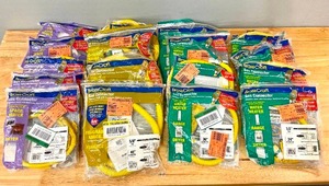 lot 19 image: Lot of 17 Brasscraft Gas Connector Hoses